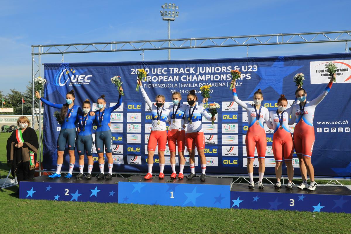 Il podio del Campionato Europeo Velocità a squadre Donne Junior a Fiorenzuola (foto Fabiano Ghilardi)