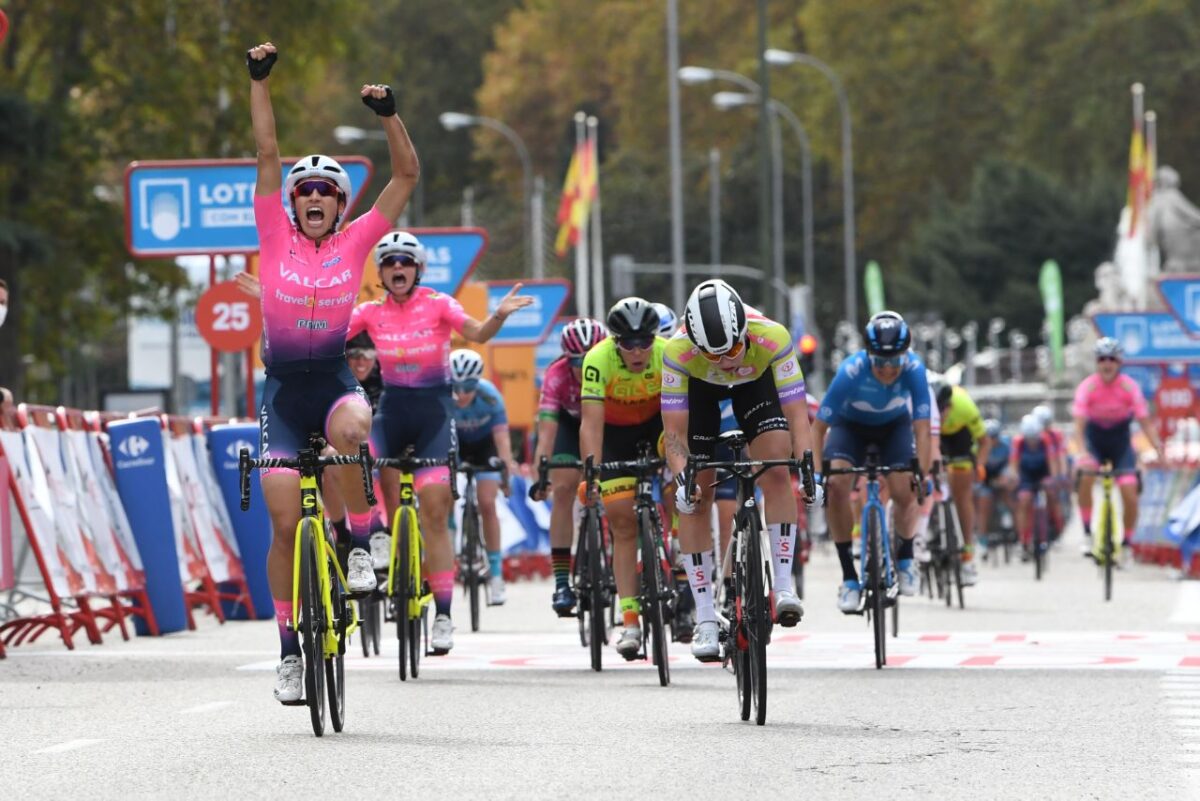 Elisa Balsamo vince la terza e ultima tappa della Madrid Challenge by La Vuelta (foto Baixauli Studio)