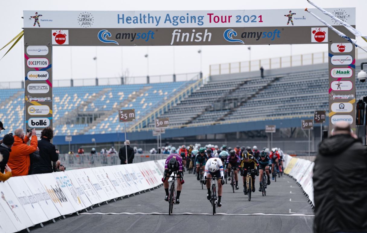 Jolien D'hoore vince la prima tappa dell'Healthy Ageing Tour 2021 (foto Healthy Ageing Tour)