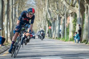 Rohan Dennis vince la seconda tappa a cronometro della Volta a Catalunya