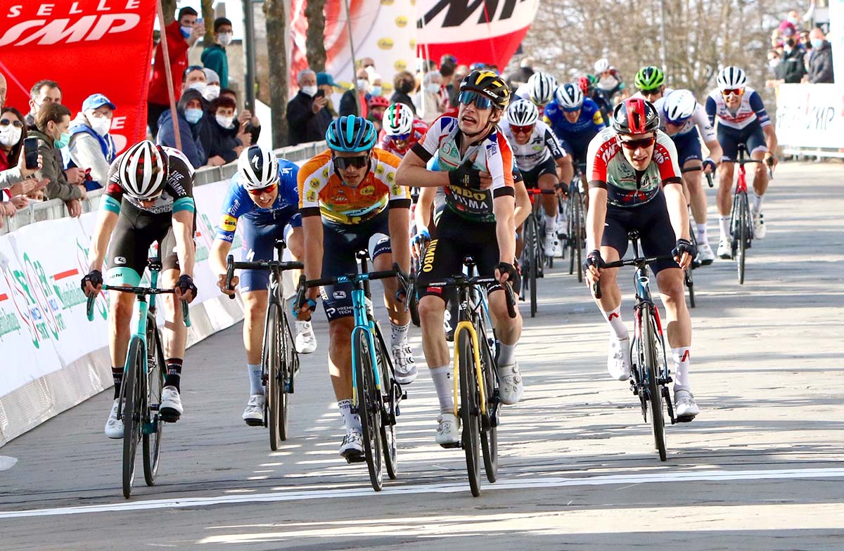 Jonas Vingegaard vince la quarta tappa della Settimana Coppi e Bartali 2021 (foto Photobicicailotto)