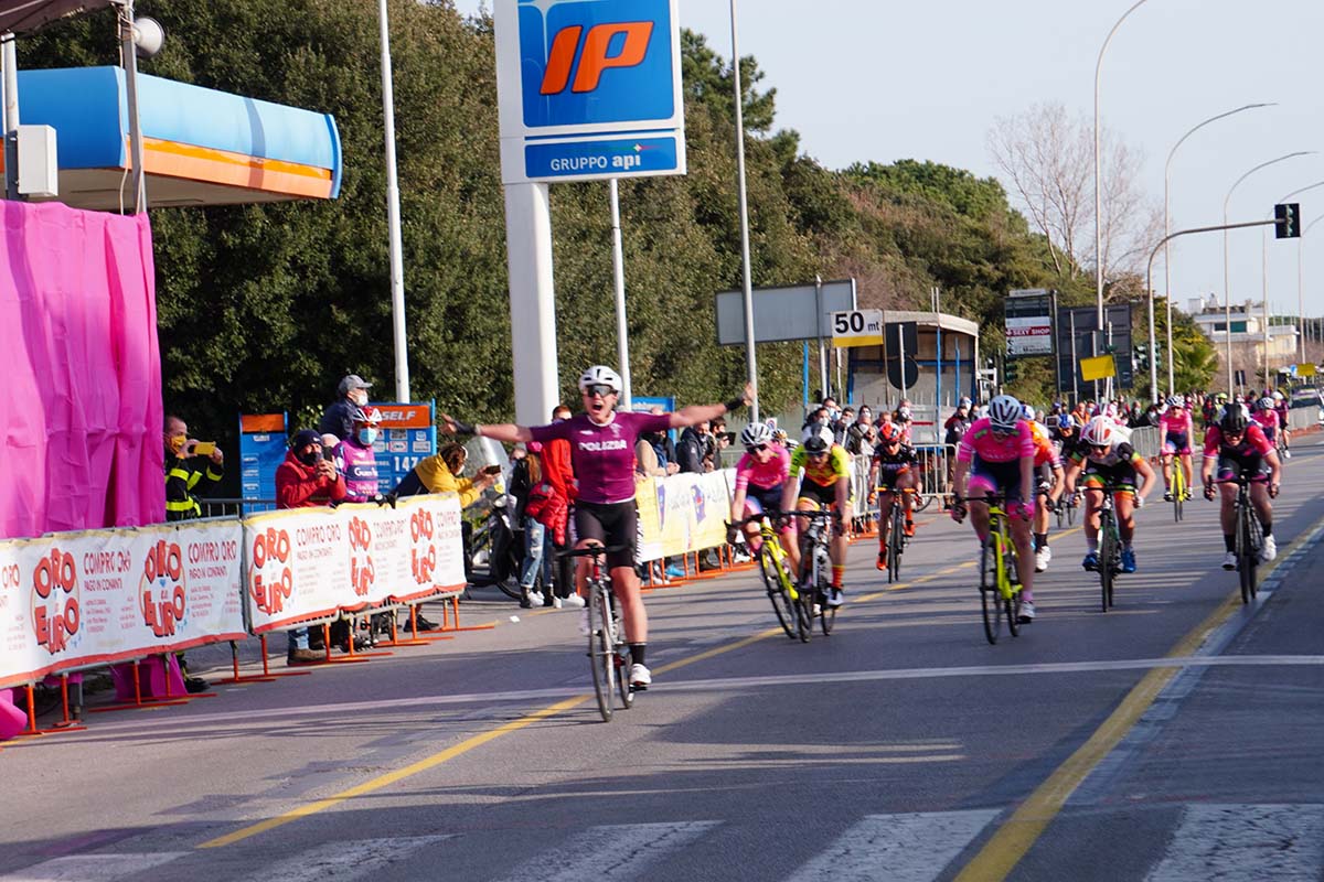 Rachele Barbieri vince la volata del Trofeo Oro in Euro di Montignoso