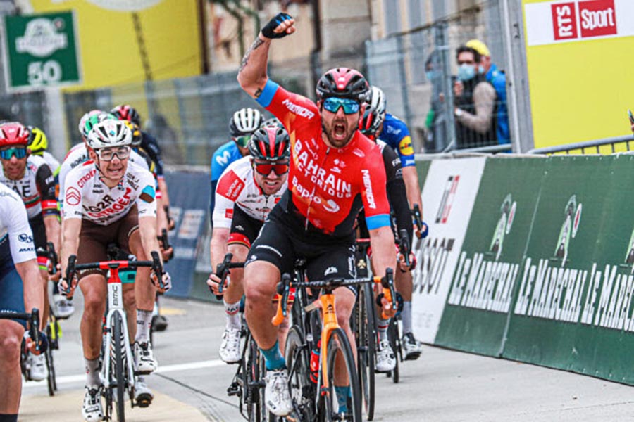 Sonny Colbrelli vince la seconda tappa del Tour de Romandie 2021 (foto BettiniPhoto)
