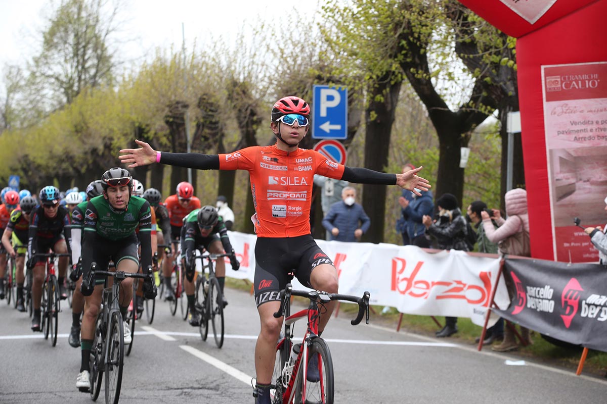 Dario Igor Belletta vince la Novara-Suno 2021 (foto Soncini)