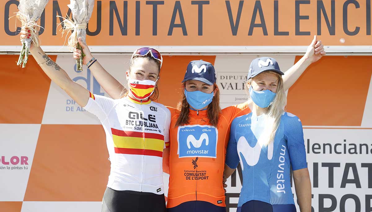 Il podio finale della Setmana Valenciana 2021 (foto Photo Gomez Sport)