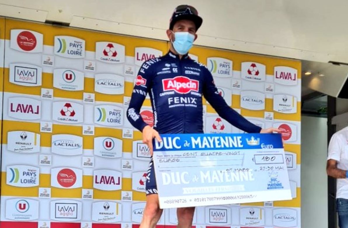 Philipp Walsleben vince la prima tappa della Boucles de la Mayenne