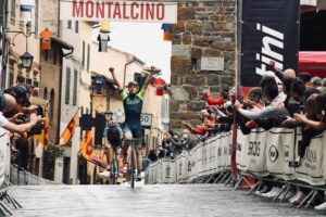 Martin Svrcek vince l' Eroica Juniores 2021 (foto Lisa Paletti)