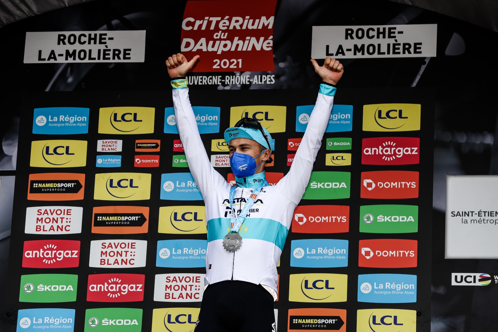 Alexey Lutsenko vincitore della quarta tappa a cronometro del Giro del Delfinato 2021 (foto A.S.O. / Fabien Boukla)