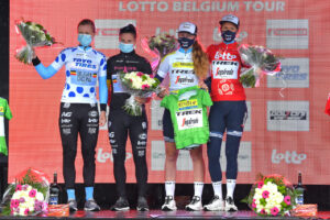 Le maglie dopo il prologo del Lotto Belgium Tour 2021 (foto Getty Images)