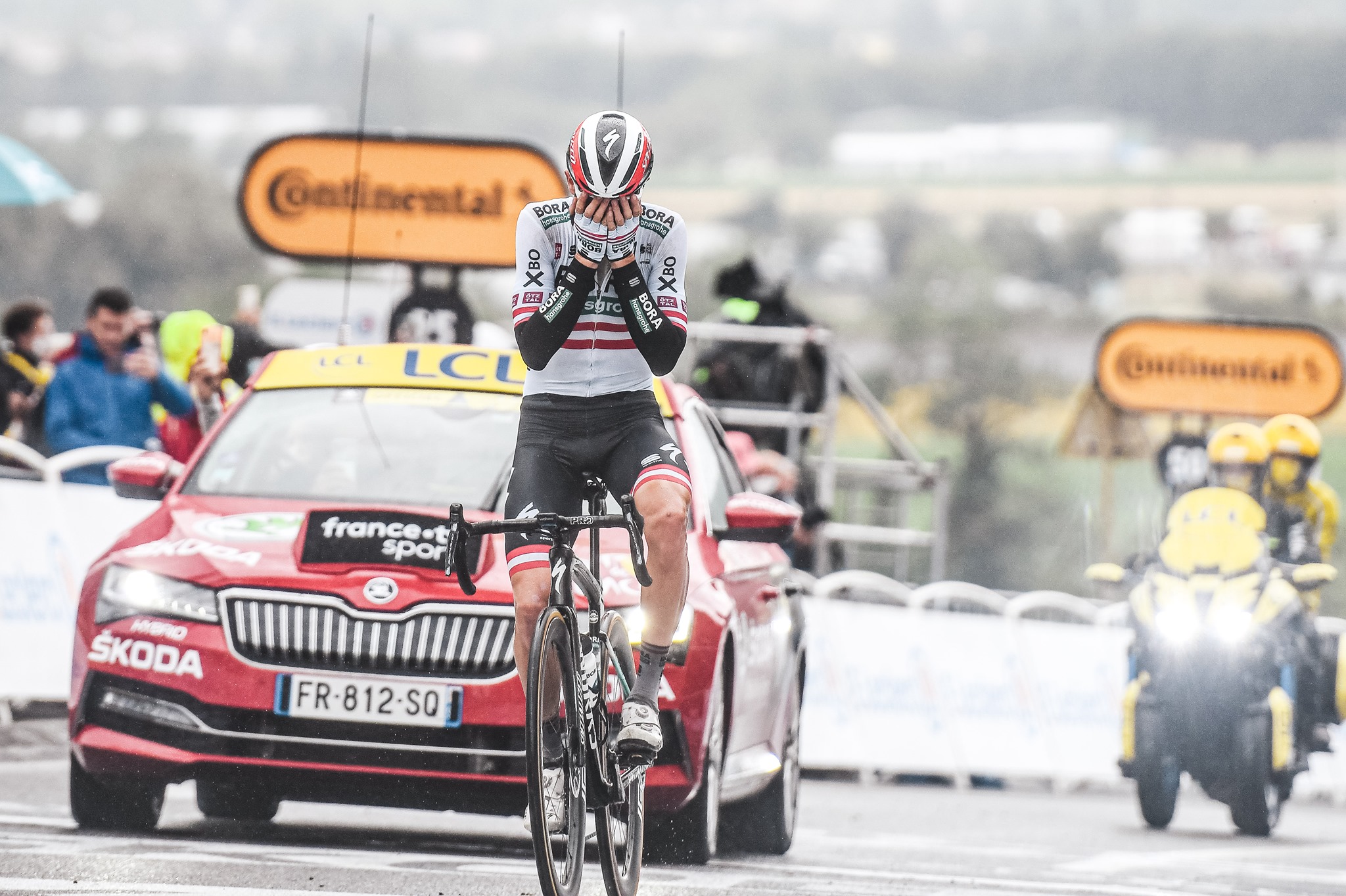 Patrick Konrad vince la tappa 16 del Tour de France