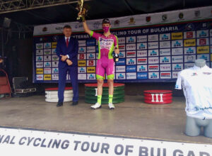 Giovanni Lonardi vincitore della prima tappa del Tour of Bulgaria 2021