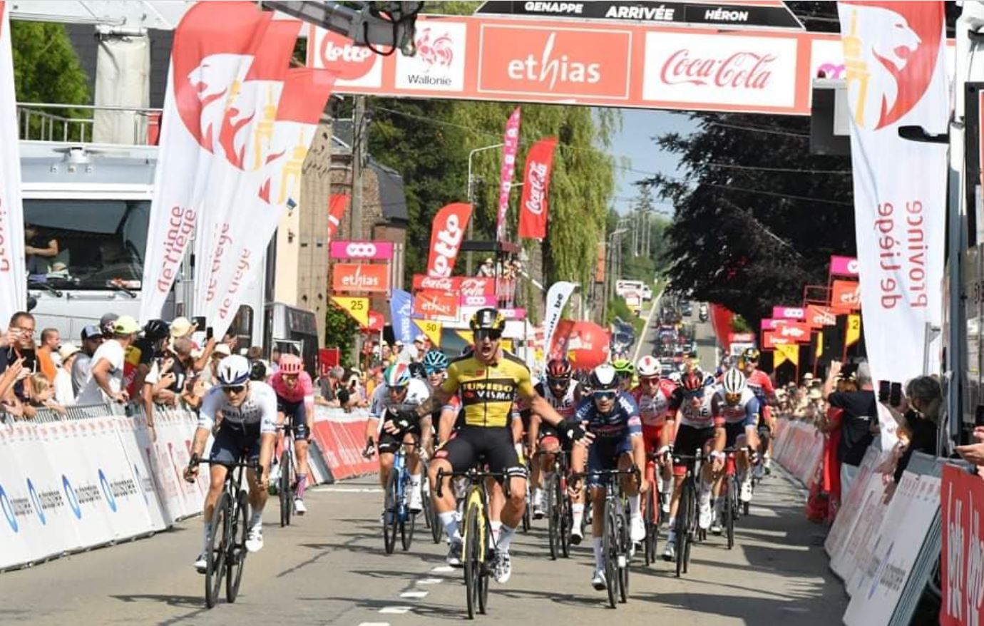 Dylan Groenewegen vince la tappa di apertura del Tour de Wallonie