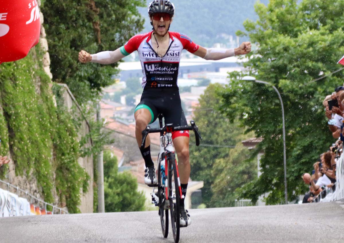 Il belga Elias Maris vince la quarta tappa del Giro del Veneto 2021 (foto Photobicicailotto)