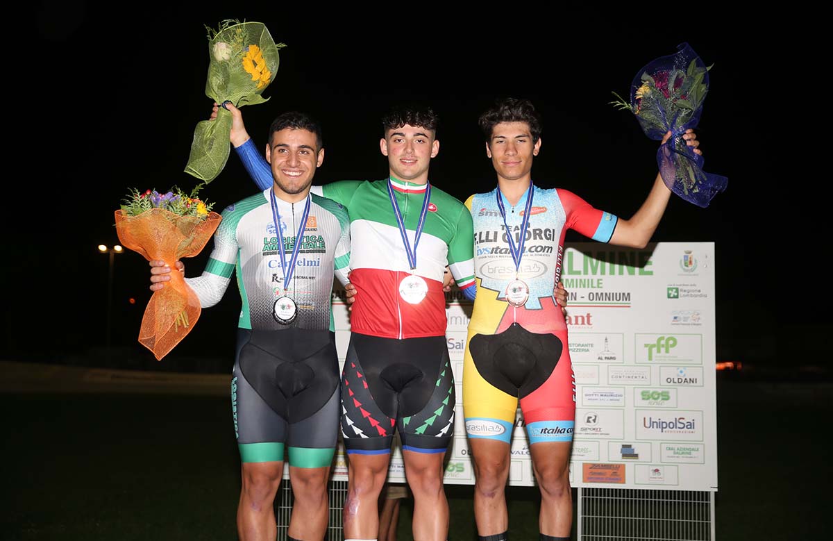 Il podio del Campionato Italiano Keirin Juniores vinto da Daniele Napolitano (foto Soncini)