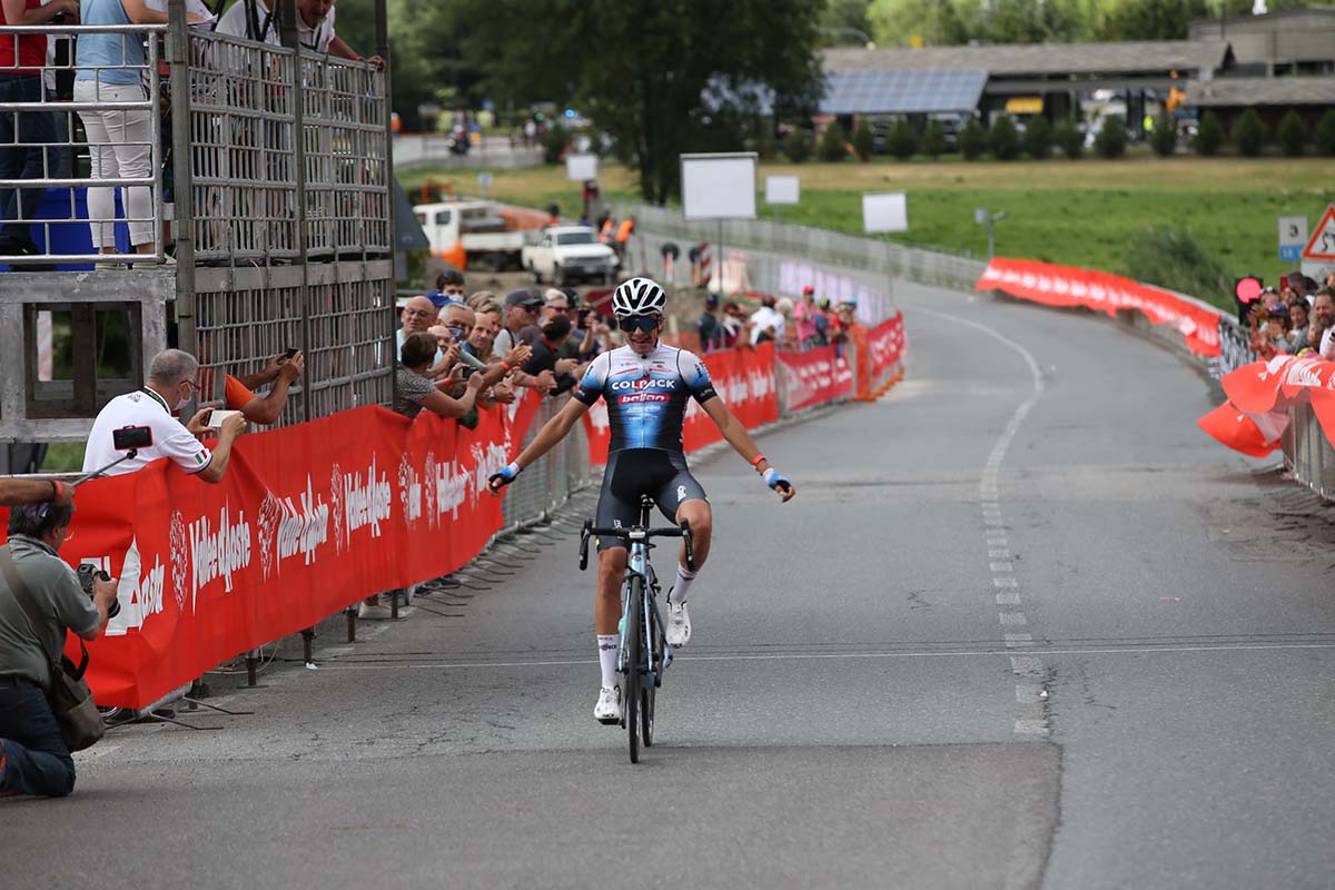 Alessandro Verre vince la prima tappa del Giro della Valle d'Aosta 2021 (foto Giuliano Viganò)