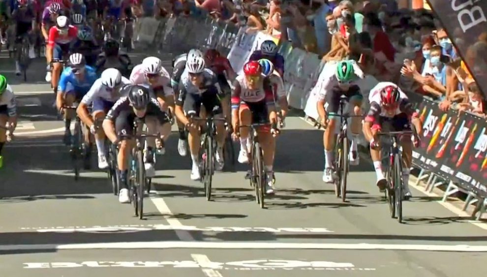 Sebastian Molano vince la seconda tappa della Vuelta a Burgos