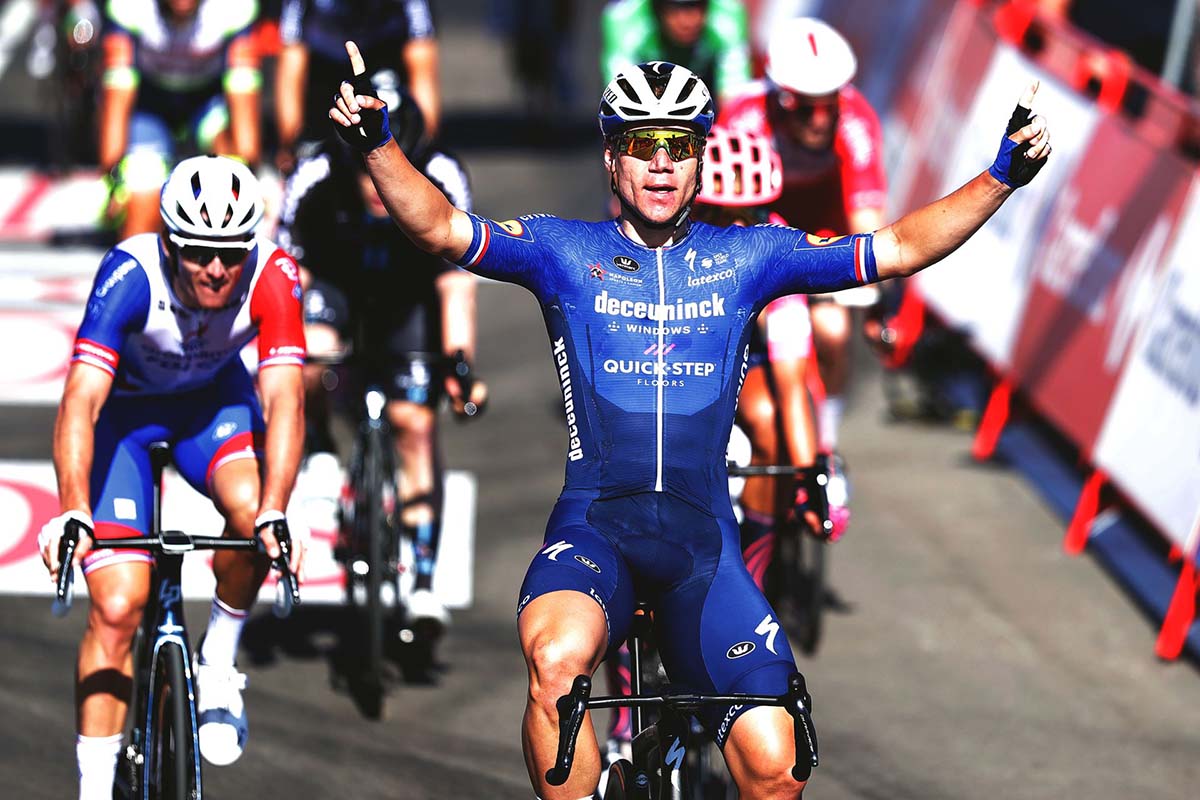 Fabio Jakobsen vince la quarta tappa della Vuelta 2021 (foto Getty Images)
