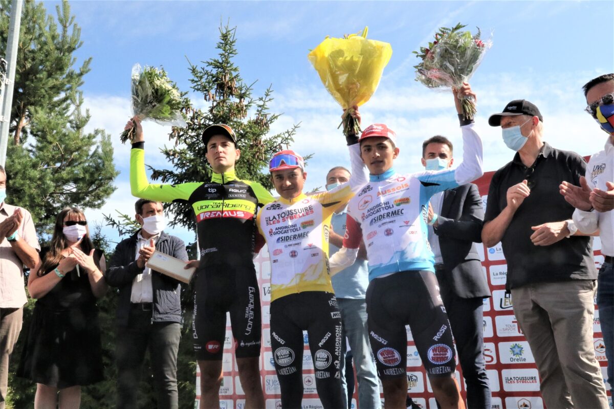Il podio finale del Tour de Savoie Mont Blanc 2021