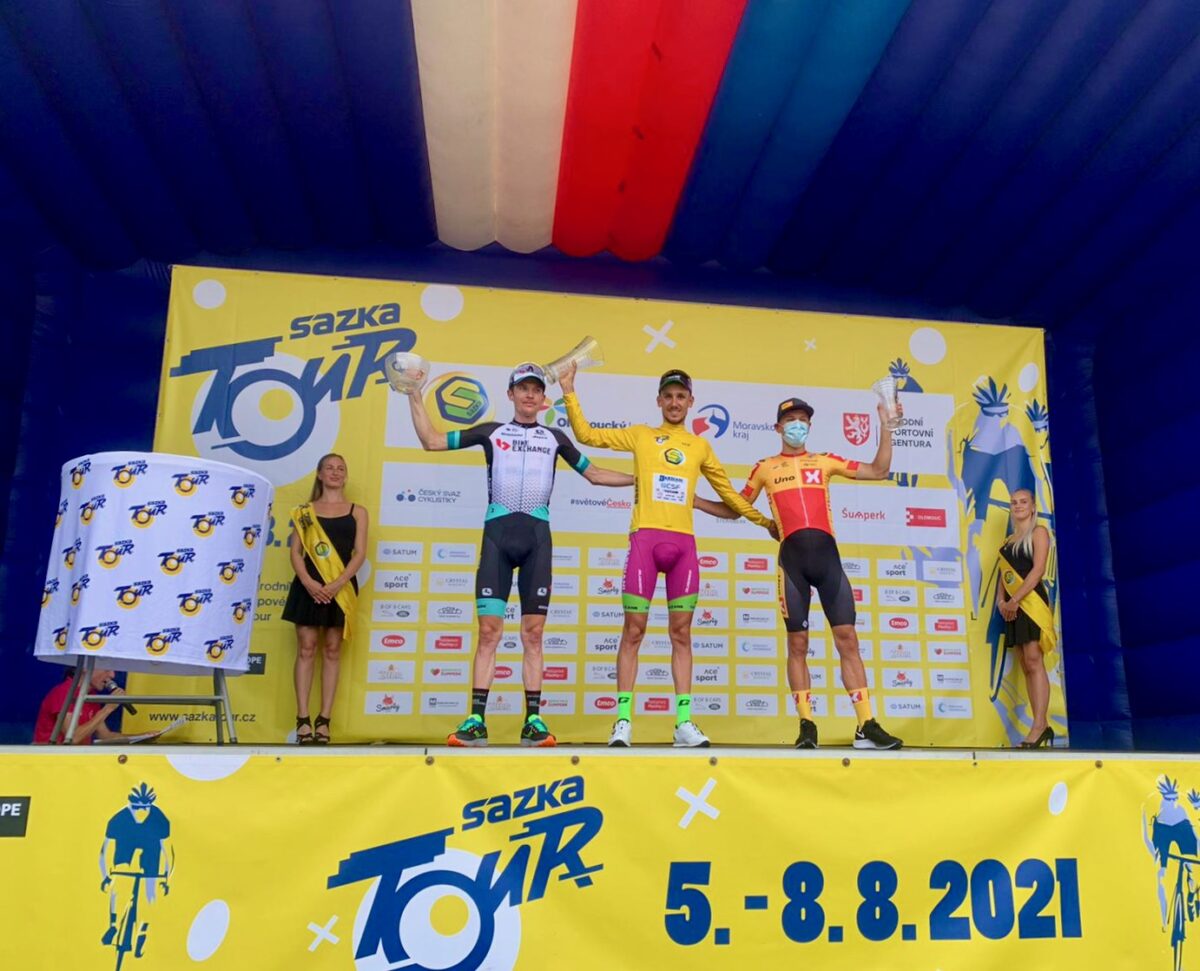 Il podio finale del Sazka Tour vinto da Filippo Zana