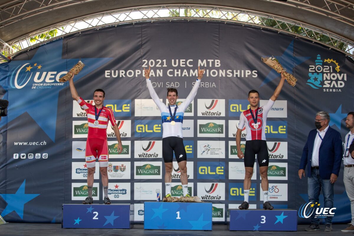 Il podio Elite dei Campionati Europei XCO 2021