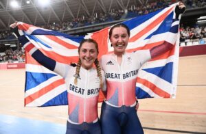Le britanniche Katie Archibald e Laura Kenny campionesse olimpiche della Madison femminile a Tokyo 2020
