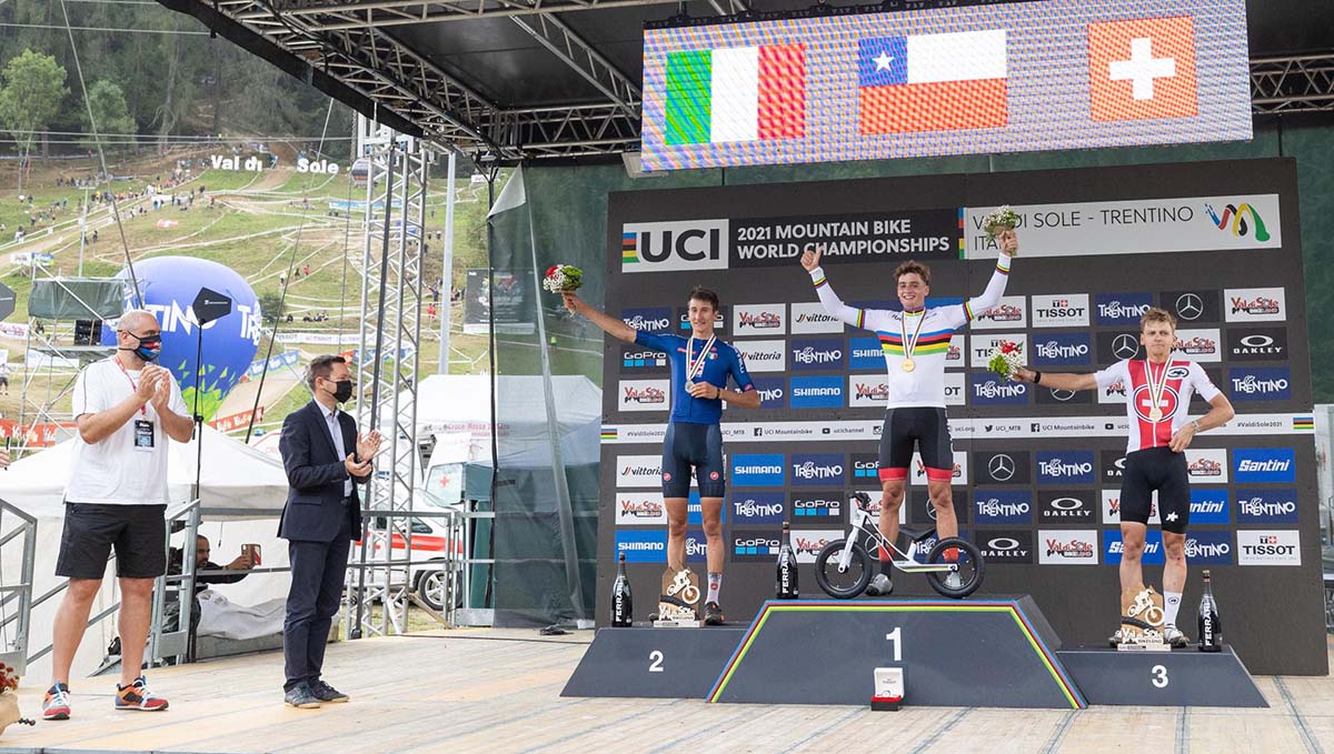 Il podio del Mondiale XCO Under 23 in Val di Sole (foto Michele Mondini)