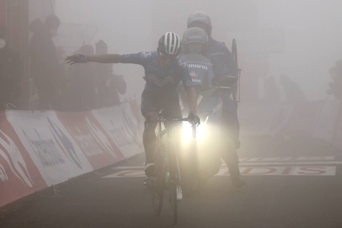 Miguel Angel Lopez vince la tappa 18, quella regina della Vuelta a Espana 2021