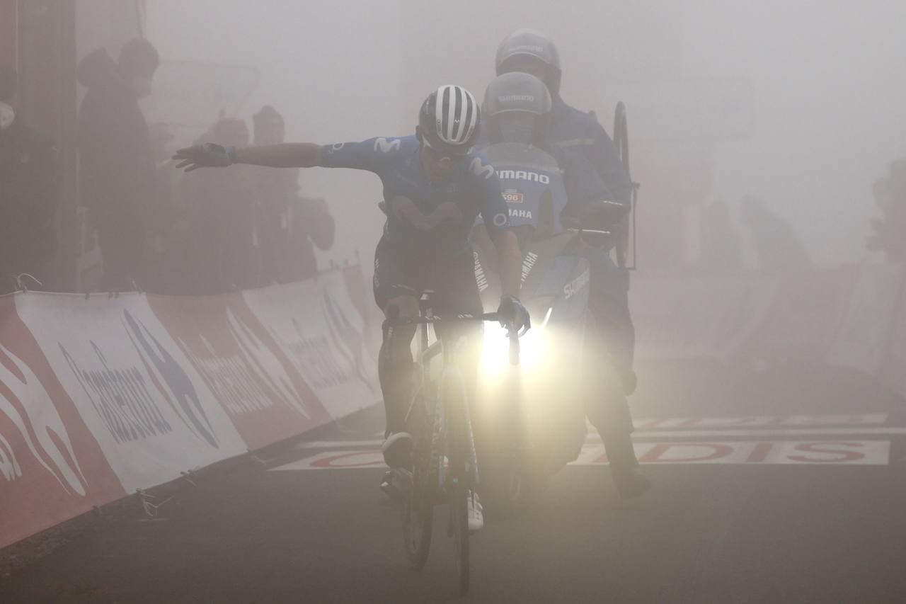 Miguel Angel Lopez vince la tappa 18, quella regina della Vuelta a Espana 2021