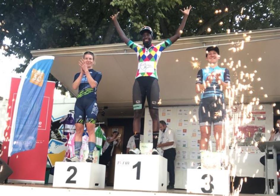 Il podio della sesta tappa del Tour de l'Ardeche vinta da Teniel Campbell