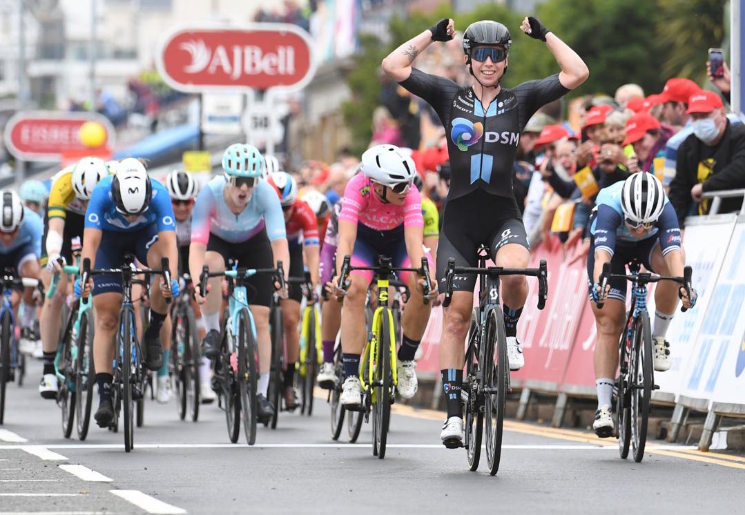Lorena Wiebes vince la quarta tappa del Women's Tour 2021
