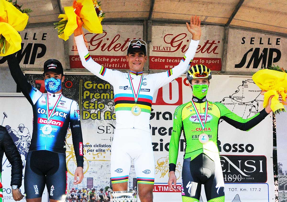 Il podio del Gran Premio Ezio Del Rosso vinto da Filippo Baroncini (foto Rodella)