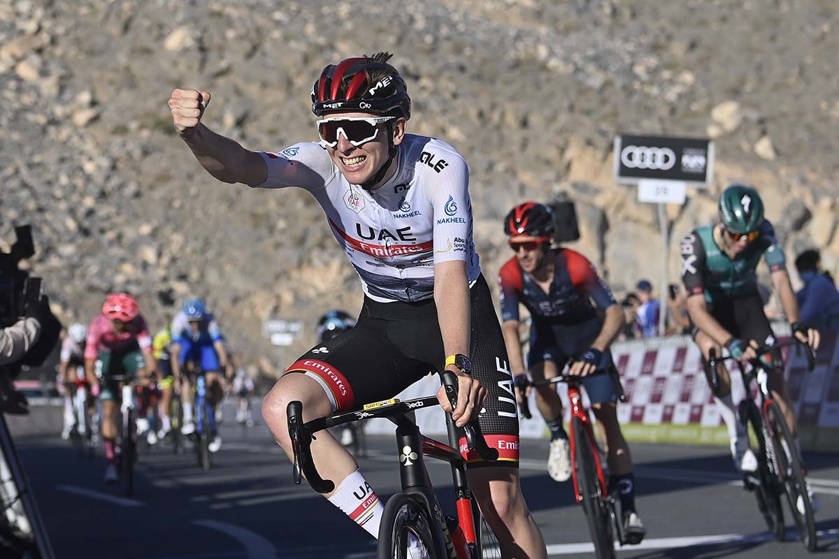 Tadej Pogacar vince la quarta tappa dell'UAE Tour 2022 (foto LaPresse)