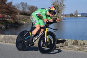 Wout Van Aert vince la quarta tappa a cronometro della Parigi-Nizza 2022 (foto ASO / Alex Broadway)