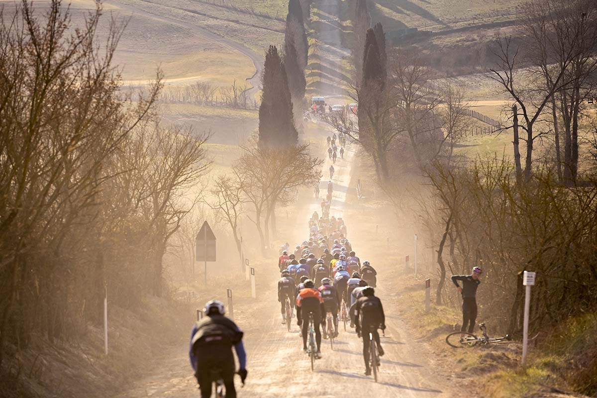 Gran Fondo Strade Bianche 2022 - Foto LaPresse - Marco Alpozzi