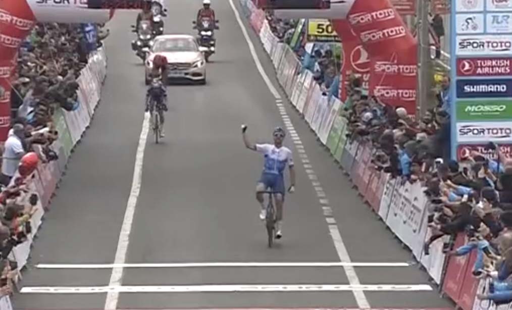 Patrick Bevin vince la settima tappa del Giro di Turchia 2022