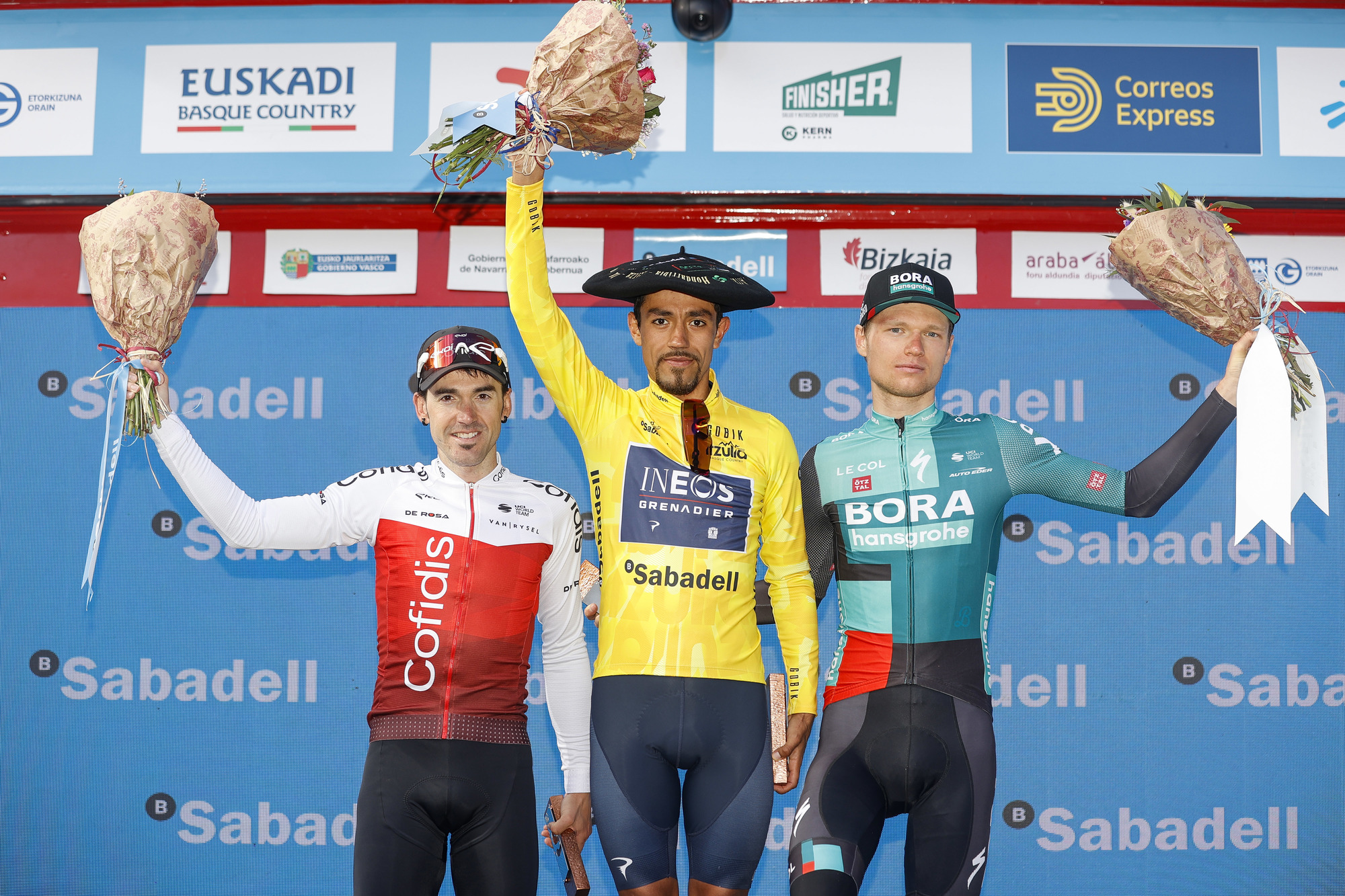 Il podio Giro dei Paesi Baschi - @sprintcycling | Luis Gómez