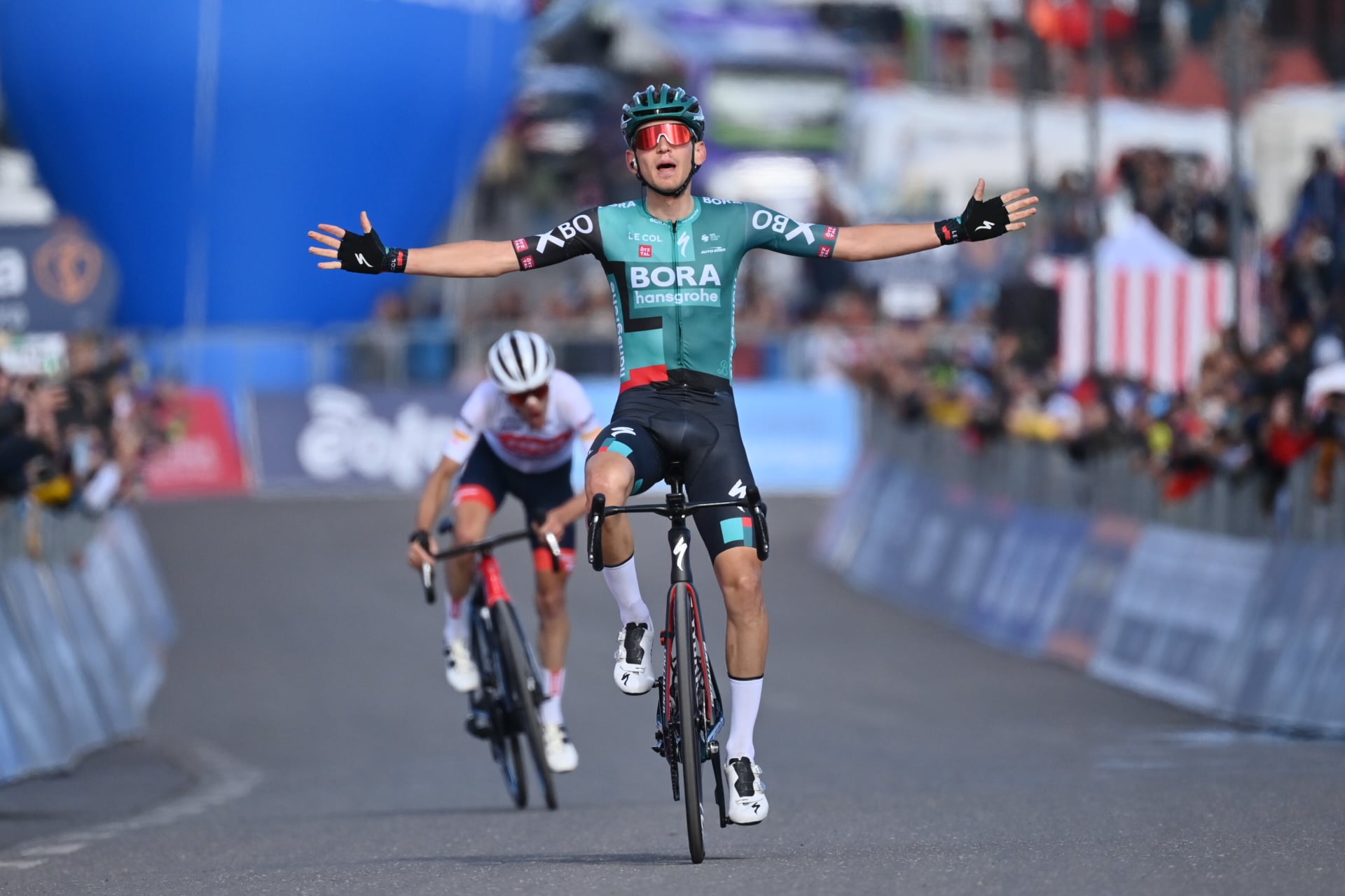 Lennard Kämna vince la quarta tappa del Giro d'Italia 2022 (foto La Presse)