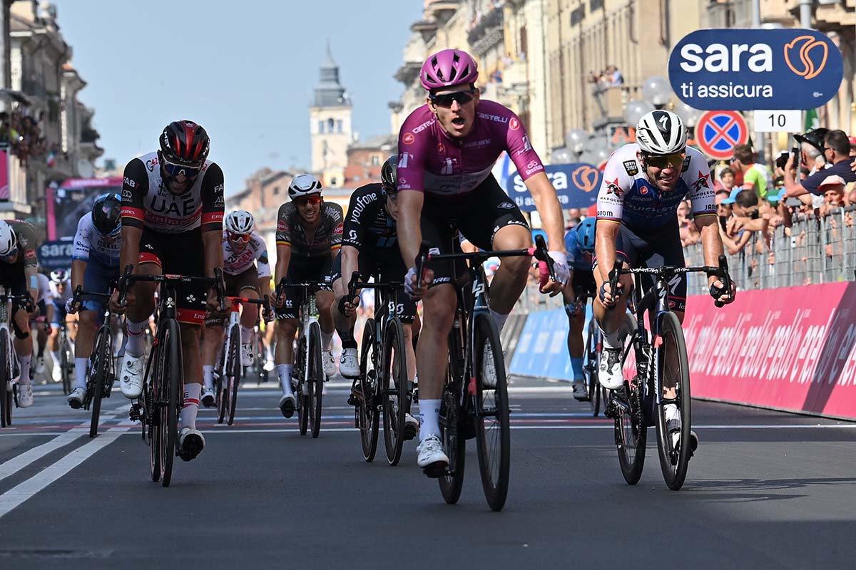 Arnaud Démare vince la tredicesima tappa del Giro d'Italia 2022 (foto La Presse)