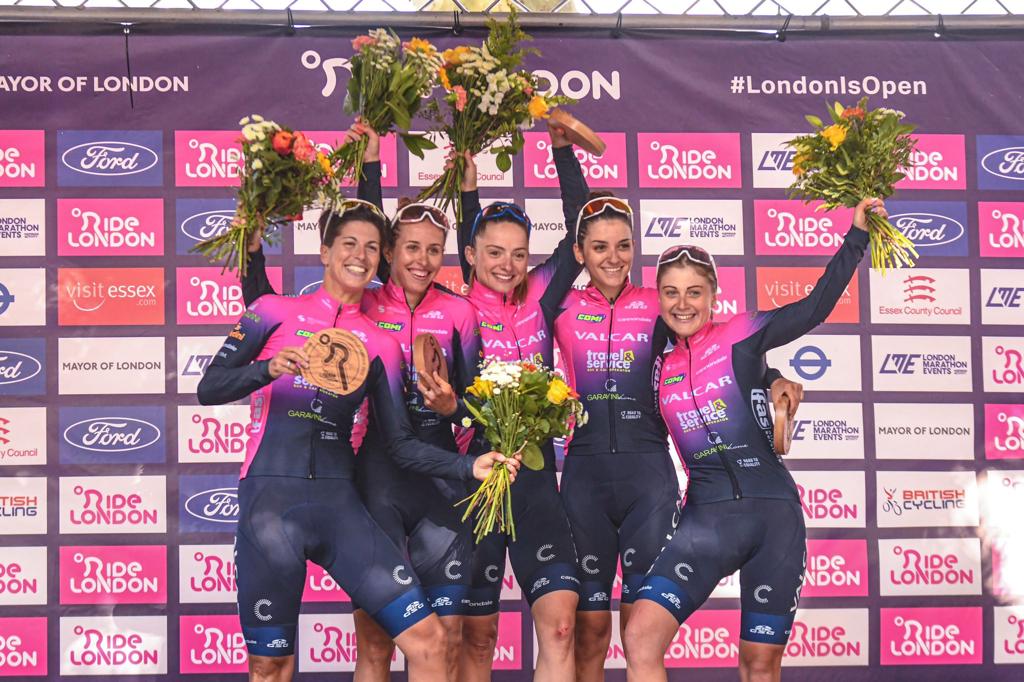Valcar - Travel & Service miglior squadra della RideLondon Classique - photo credit T.Muzzi