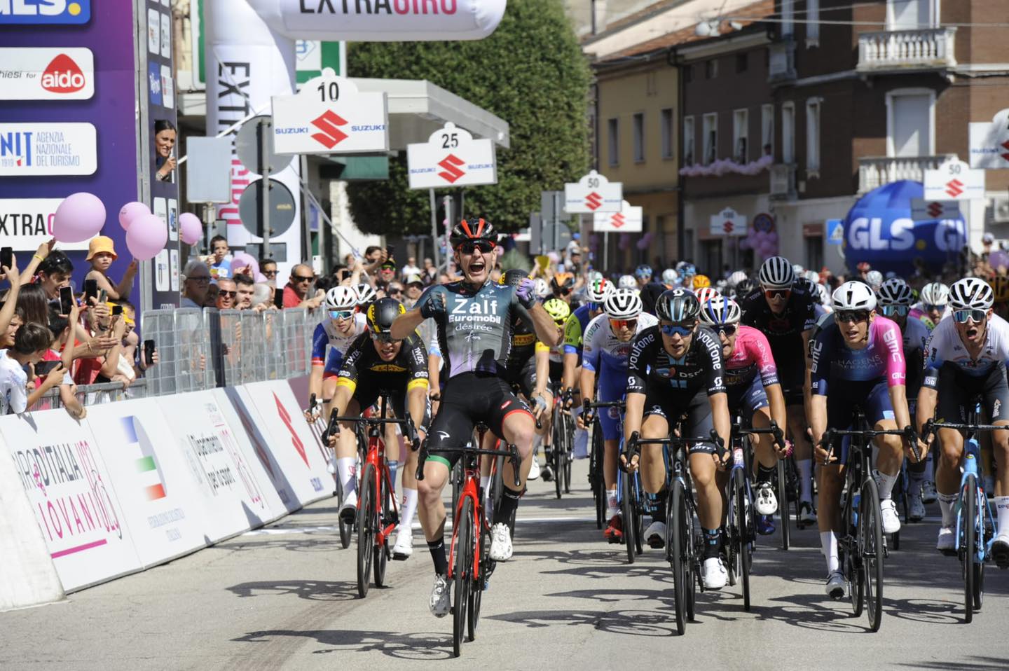 Alberto Bruttomesso vince la terza tappa del Giro d'Italia U23