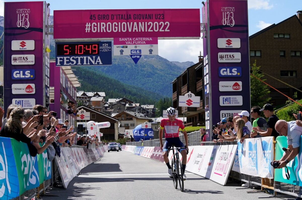 Leo Hayter vince la terza tappa del Giro d'Italia Under 23 2022 (foto Isolapress)