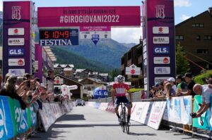 Leo Hayter vince la terza tappa del Giro d'Italia Under 23 2022 (foto Isolapress)