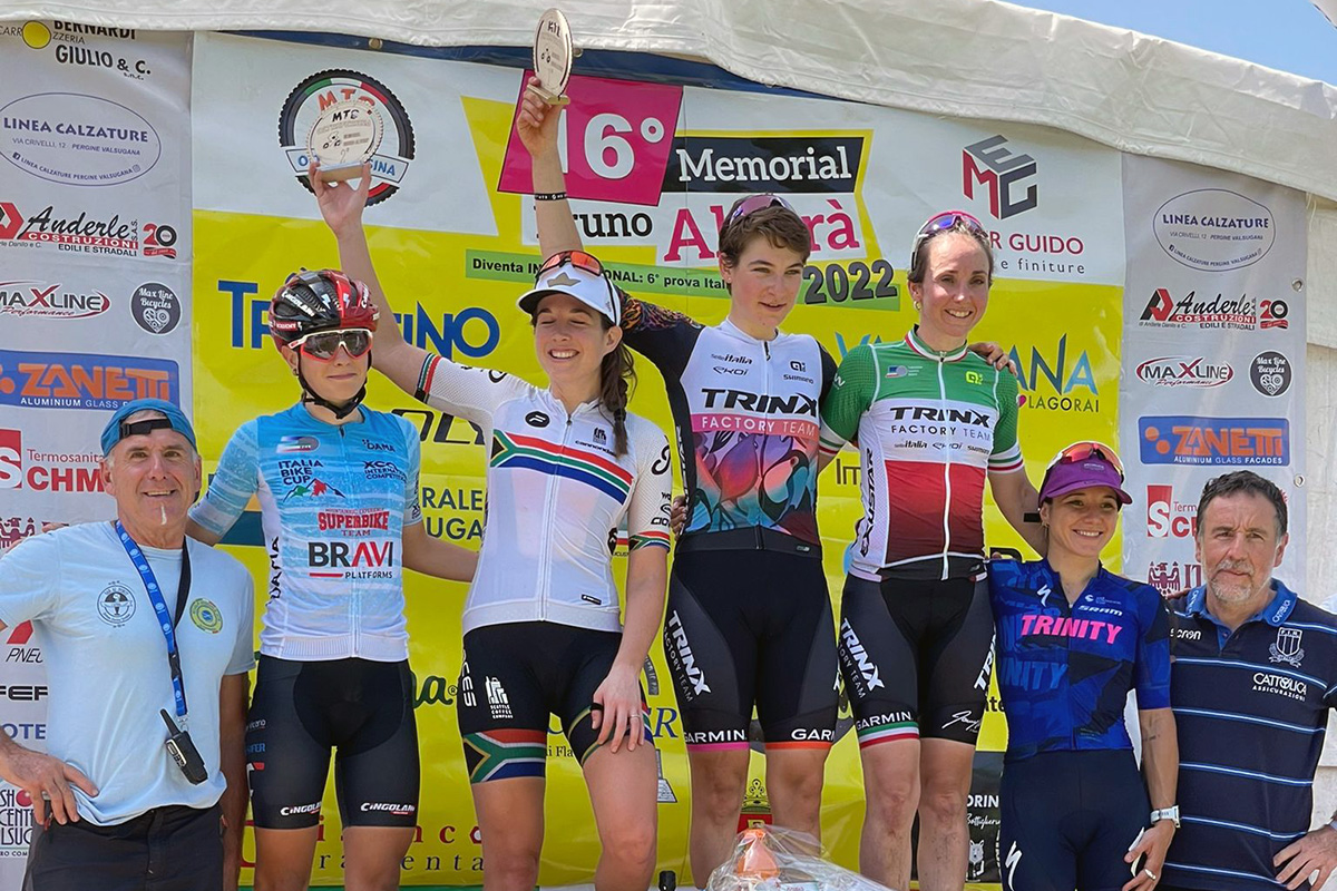 Il podio della gara femminile con Giorgia Marchet ed Eva Lechner