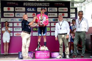 Leo Hayter vincitore del Giro d'Italia Giovani Under 23 2022 (foto Isolapress)