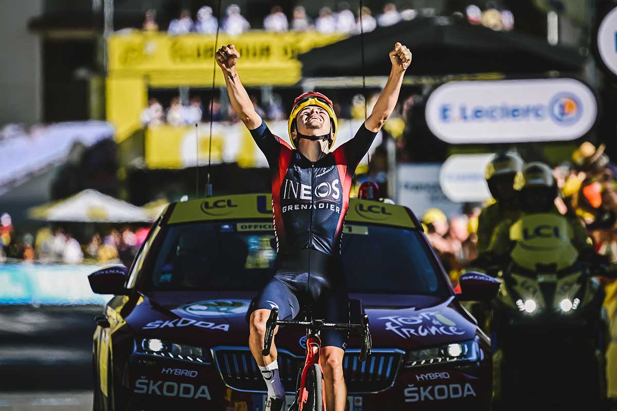 Tom Pidcock vince la tappa 12 del Tour de France 2022 (foto A.S.O. - Pauline Ballet)