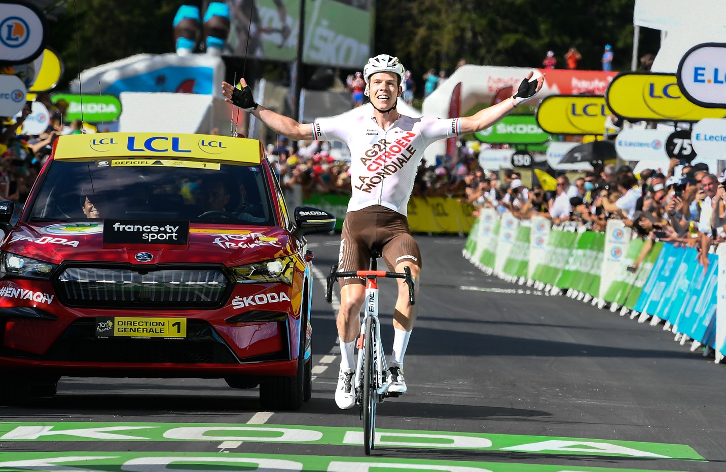 Bob Jungels vince la nona tappa del Tour de France 2022 (foto A.S.O. / Charly Lopez)