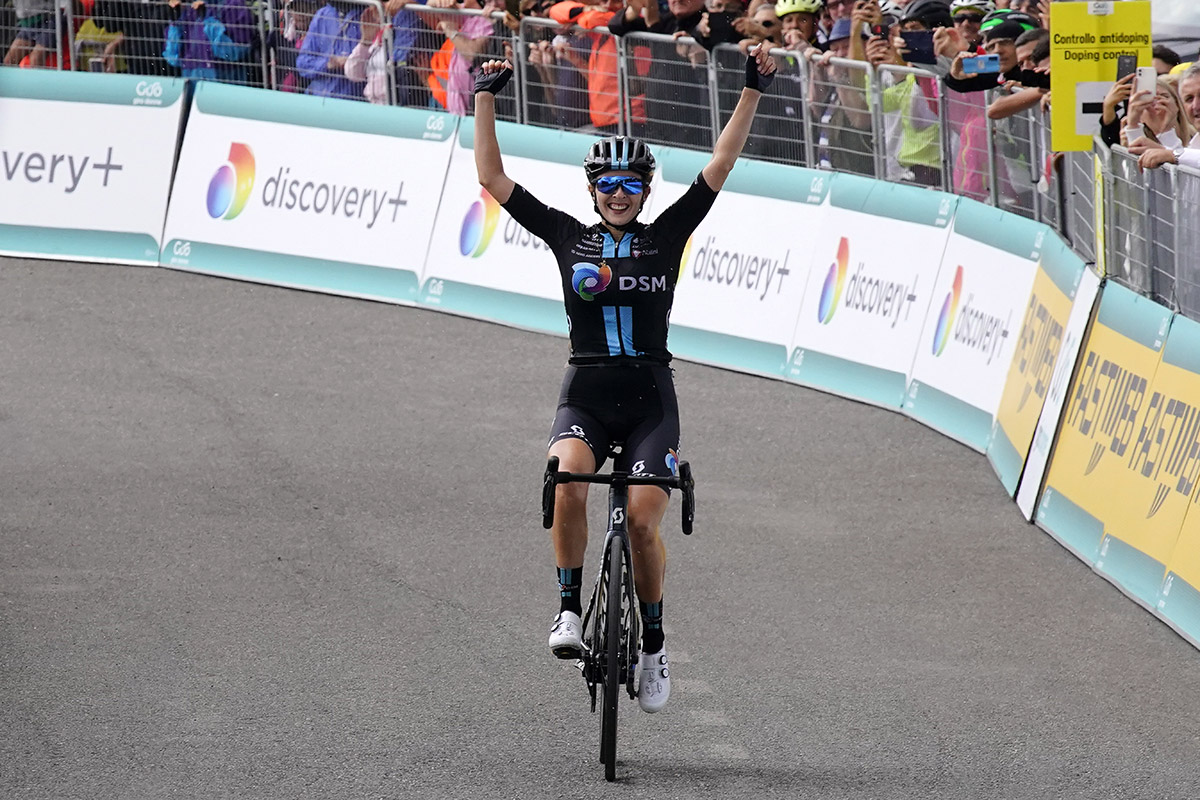 Juliette Labous vince al Maniva (Team DSM) - credit sprintcyclingagency