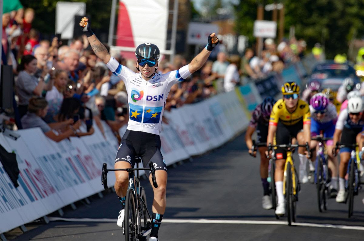 Lorena Wiebes vince la prima tappa del Simac Ladies Tour 2022 (foto Cor Vos)