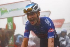 Jay Vine vince la sesta tappa della Vuelta di Spagna 2022 (foto Unipublic/Sprint Cycling Agency)