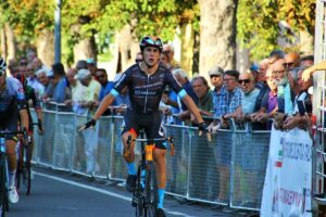 Nicolò Buratti vince a Rovescala